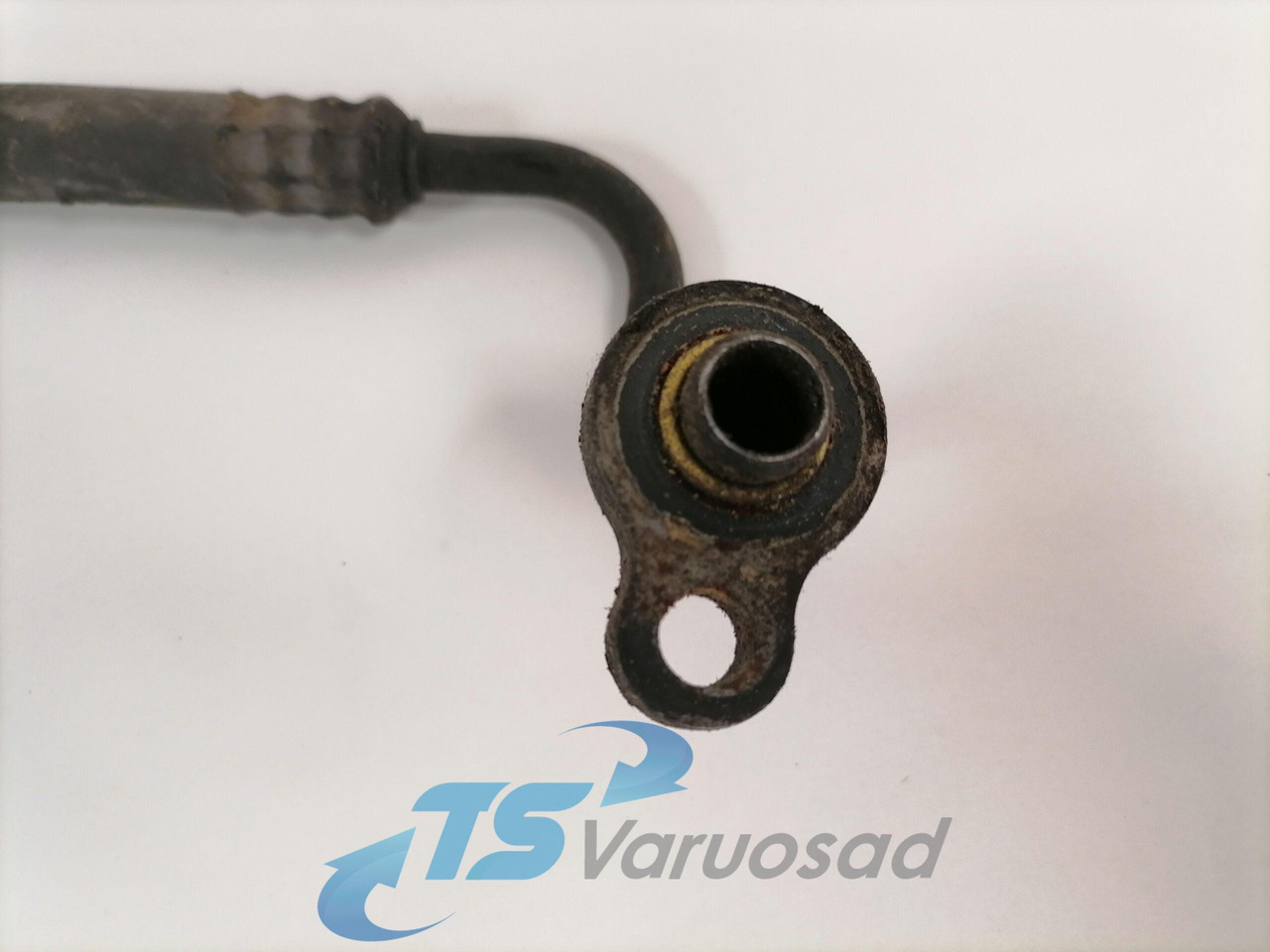 Volvo A/C pipe 20516062 - Lämmitys/ Tuuletus - Kuorma-auto: kuva Volvo A/C pipe 20516062 - Lämmitys/ Tuuletus - Kuorma-auto Volvo A/C pipe 20516062 - Lämmitys/ Tuuletus - Kuorma-auto: kuva Volvo A/C pipe 20516062 - Lämmitys/ Tuuletus - Kuorma-auto