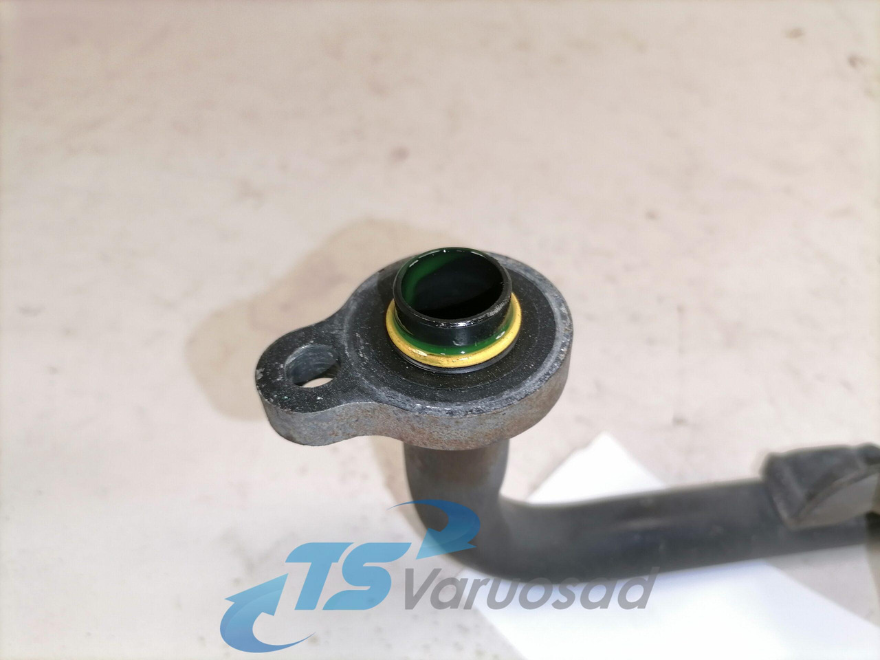 Volvo A/C pipe 20708192 - Lämmitys/ Tuuletus - Kuorma-auto: kuva Volvo A/C pipe 20708192 - Lämmitys/ Tuuletus - Kuorma-auto Volvo A/C pipe 20708192 - Lämmitys/ Tuuletus - Kuorma-auto: kuva Volvo A/C pipe 20708192 - Lämmitys/ Tuuletus - Kuorma-auto