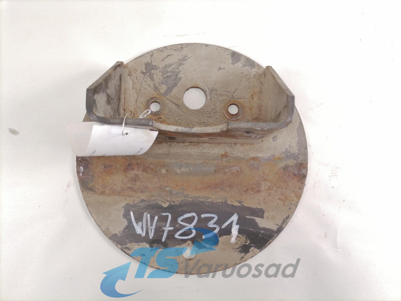Volvo Air spring bracket 20572894 - Ilmaripustin - Kuorma-auto: kuva Volvo Air spring bracket 20572894 - Ilmaripustin - Kuorma-auto Volvo Air spring bracket 20572894 - Ilmaripustin - Kuorma-auto: kuva Volvo Air spring bracket 20572894 - Ilmaripustin - Kuorma-auto