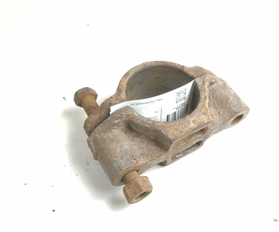 Volvo Anti roll bar bracket 1079482 - Kallistuksenvakaaja - Kuorma-auto: kuva Volvo Anti roll bar bracket 1079482 - Kallistuksenvakaaja - Kuorma-auto Volvo Anti roll bar bracket 1079482 - Kallistuksenvakaaja - Kuorma-auto: kuva Volvo Anti roll bar bracket 1079482 - Kallistuksenvakaaja - Kuorma-auto