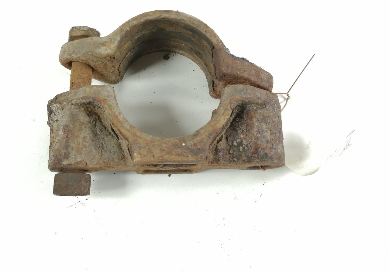 Volvo Anti roll bar bracket 1079482 - Kallistuksenvakaaja - Kuorma-auto: kuva Volvo Anti roll bar bracket 1079482 - Kallistuksenvakaaja - Kuorma-auto Volvo Anti roll bar bracket 1079482 - Kallistuksenvakaaja - Kuorma-auto: kuva Volvo Anti roll bar bracket 1079482 - Kallistuksenvakaaja - Kuorma-auto
