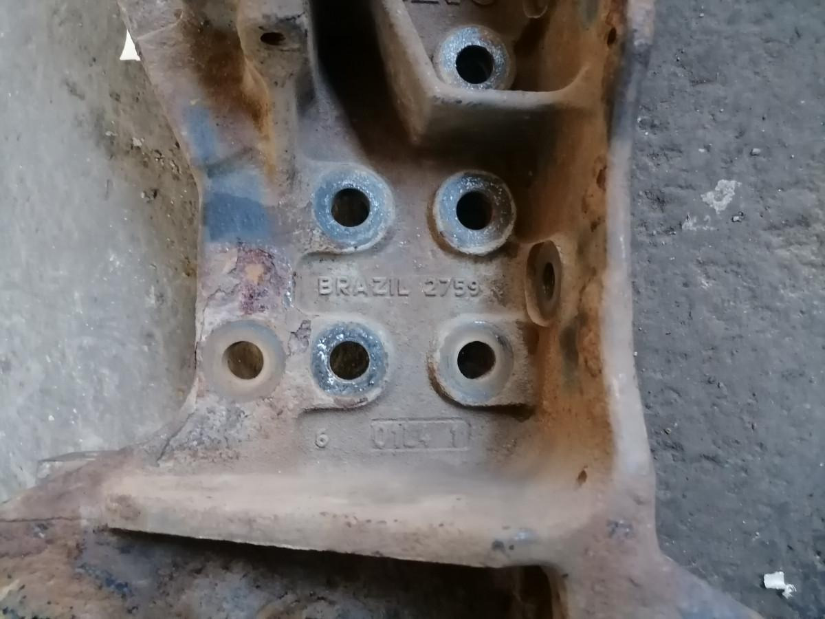 Volvo Bracket 20428257 - Runko/ Alusta - Kuorma-auto: kuva  Volvo Bracket 20428257 - Runko/ Alusta - Kuorma-auto Volvo Bracket 20428257 - Runko/ Alusta - Kuorma-auto: kuva  Volvo Bracket 20428257 - Runko/ Alusta - Kuorma-auto