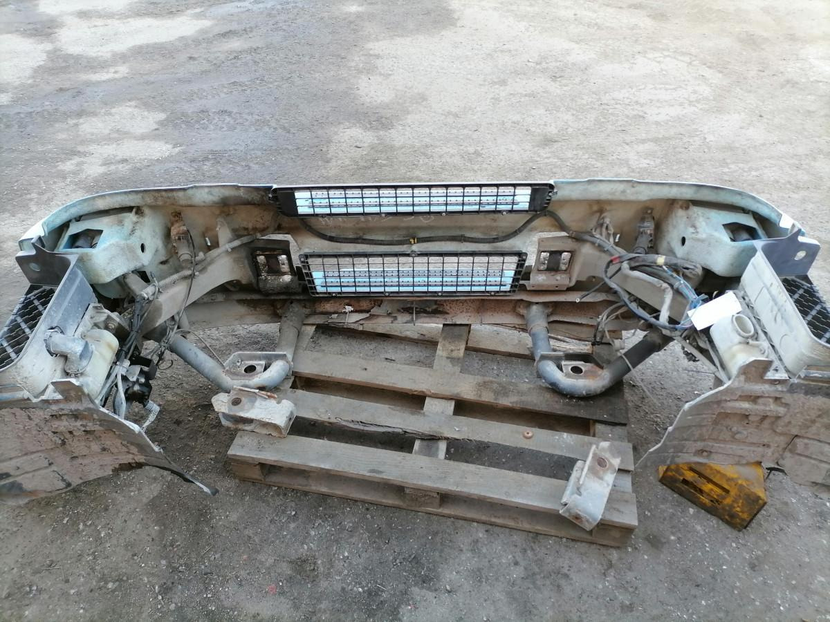 Volvo Bumper 20855700 - Puskuri - Kuorma-auto: kuva Volvo Bumper 20855700 - Puskuri - Kuorma-auto Volvo Bumper 20855700 - Puskuri - Kuorma-auto: kuva Volvo Bumper 20855700 - Puskuri - Kuorma-auto