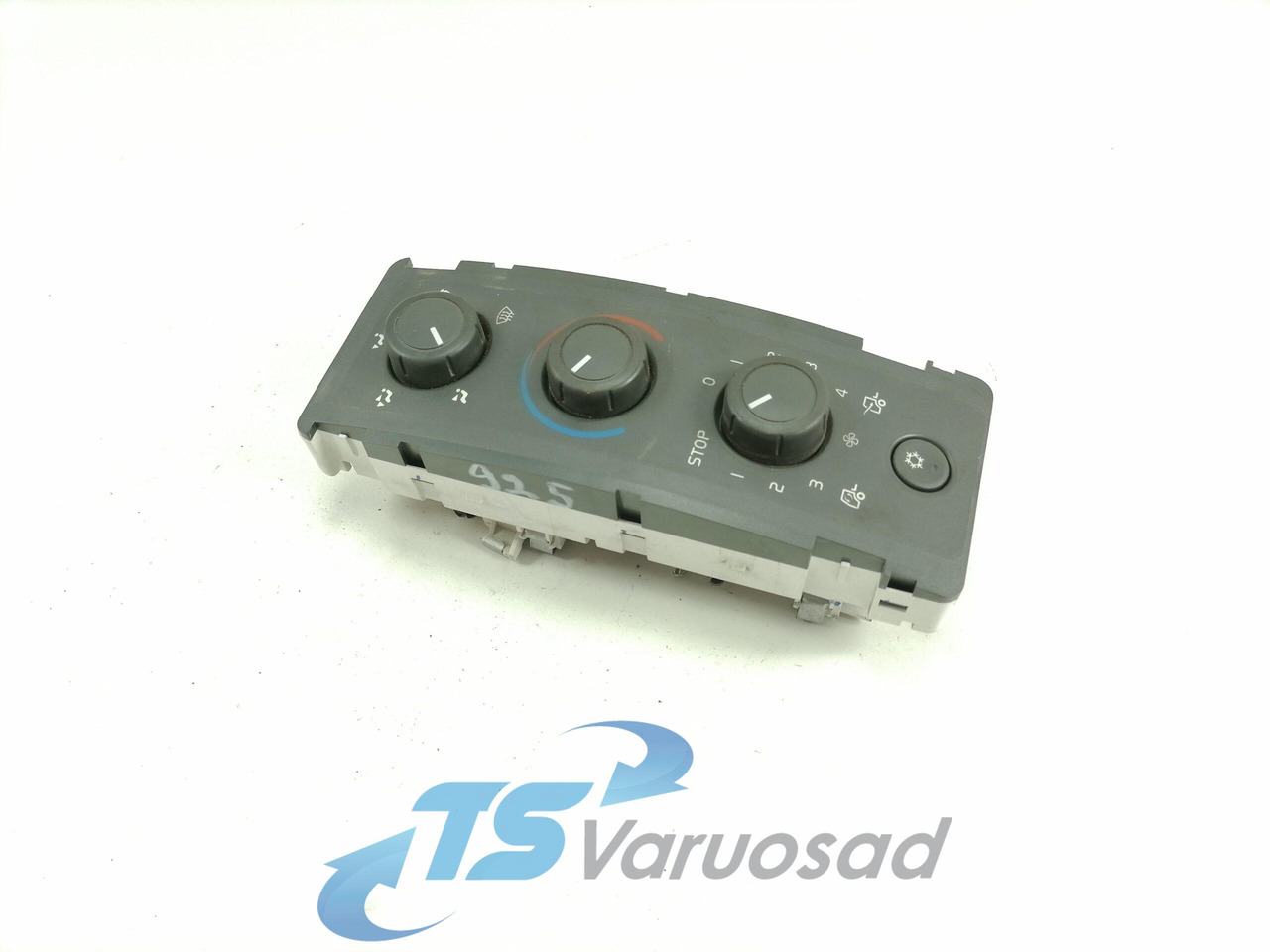 Volvo Ecu, CCM N102194C - Lämmitys/ Tuuletus - Kuorma-auto: kuva Volvo Ecu, CCM N102194C - Lämmitys/ Tuuletus - Kuorma-auto Volvo Ecu, CCM N102194C - Lämmitys/ Tuuletus - Kuorma-auto: kuva Volvo Ecu, CCM N102194C - Lämmitys/ Tuuletus - Kuorma-auto