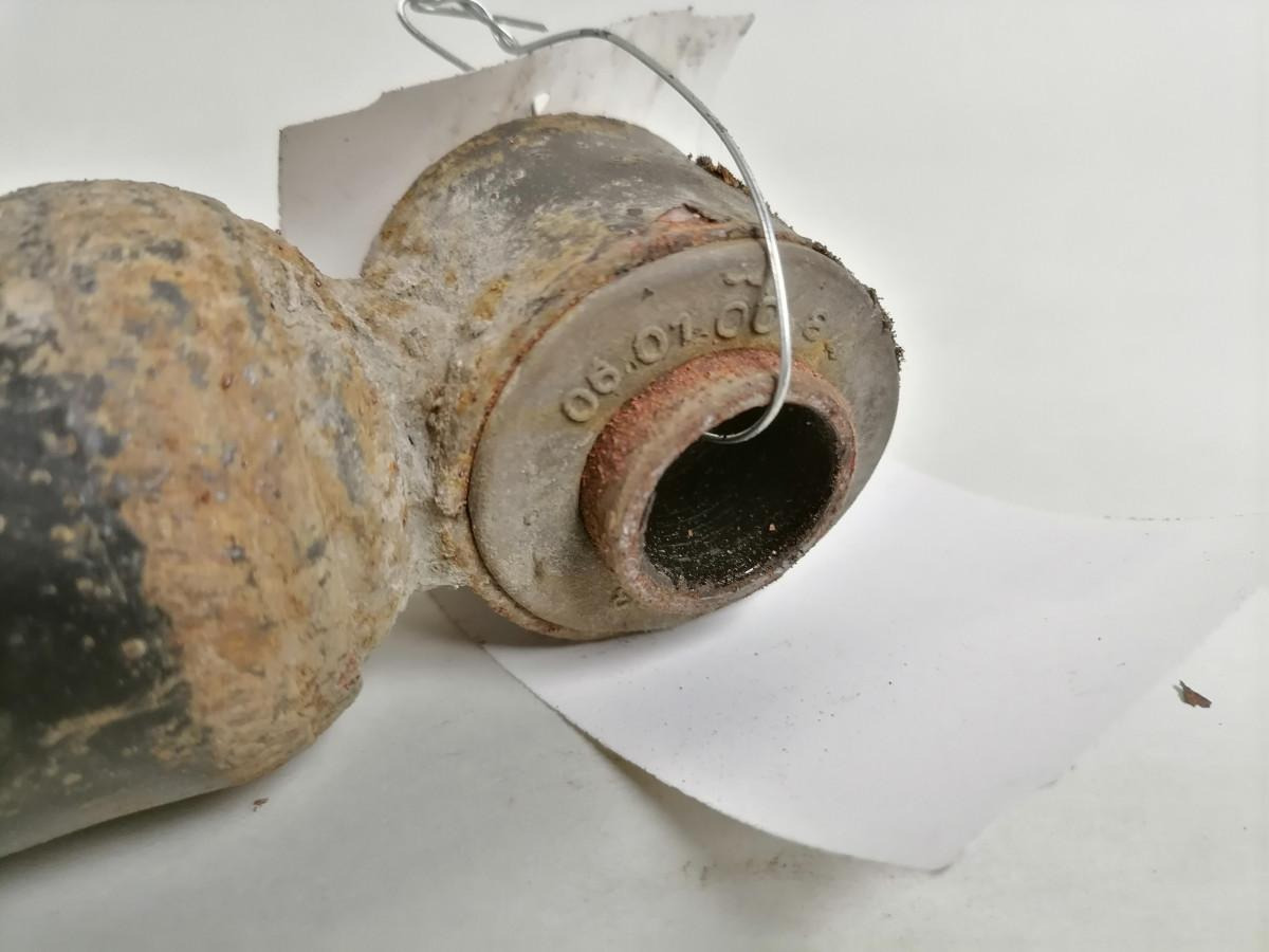 Volvo First axel shock absorber 82052423 - Iskunvaimentaja - Kuorma-auto: kuva Volvo First axel shock absorber 82052423 - Iskunvaimentaja - Kuorma-auto Volvo First axel shock absorber 82052423 - Iskunvaimentaja - Kuorma-auto: kuva Volvo First axel shock absorber 82052423 - Iskunvaimentaja - Kuorma-auto