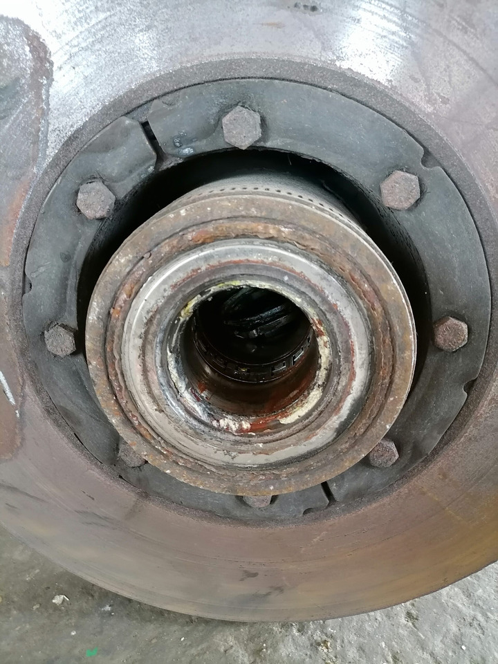 Volvo First wheel hub 1026659 - Pyörän napa - Kuorma-auto: kuva Volvo First wheel hub 1026659 - Pyörän napa - Kuorma-auto Volvo First wheel hub 1026659 - Pyörän napa - Kuorma-auto: kuva Volvo First wheel hub 1026659 - Pyörän napa - Kuorma-auto