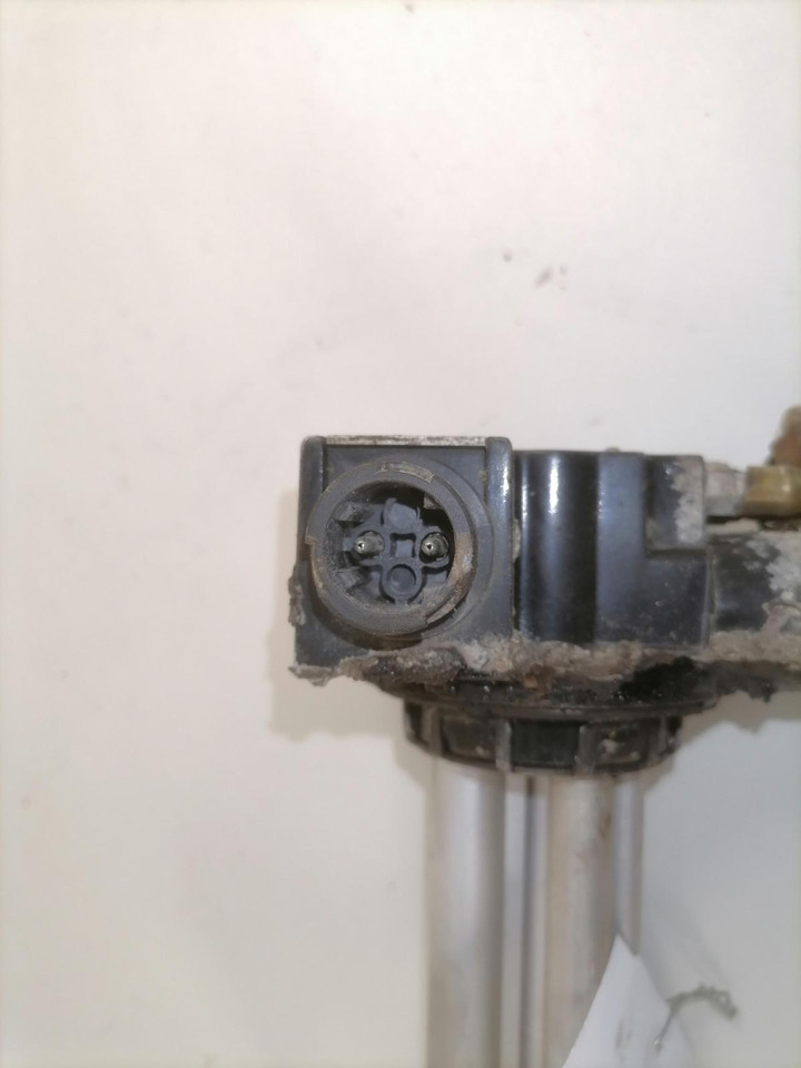 Volvo Fuel pick up 20375002 - Polttoainejärjestelmä - Kuorma-auto: kuva  Volvo Fuel pick up 20375002 - Polttoainejärjestelmä - Kuorma-auto Volvo Fuel pick up 20375002 - Polttoainejärjestelmä - Kuorma-auto: kuva  Volvo Fuel pick up 20375002 - Polttoainejärjestelmä - Kuorma-auto