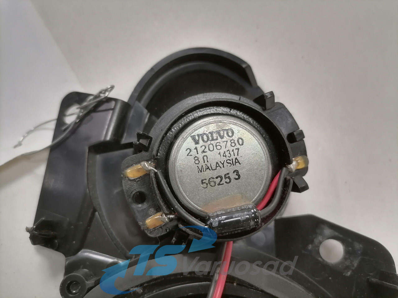 Volvo Kõlar 21206765 - Ohjaamo ja sisustus - Kuorma-auto: kuva Volvo Kõlar 21206765 - Ohjaamo ja sisustus - Kuorma-auto Volvo Kõlar 21206765 - Ohjaamo ja sisustus - Kuorma-auto: kuva Volvo Kõlar 21206765 - Ohjaamo ja sisustus - Kuorma-auto