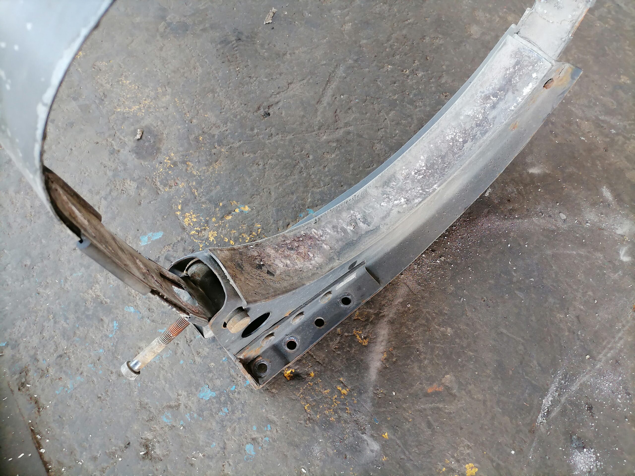 Volvo Kütusepaagi kandur, Volvo 20526488 - Polttoainetankki - Kuorma-auto: kuva Volvo Kütusepaagi kandur, Volvo 20526488 - Polttoainetankki - Kuorma-auto Volvo Kütusepaagi kandur, Volvo 20526488 - Polttoainetankki - Kuorma-auto: kuva Volvo Kütusepaagi kandur, Volvo 20526488 - Polttoainetankki - Kuorma-auto