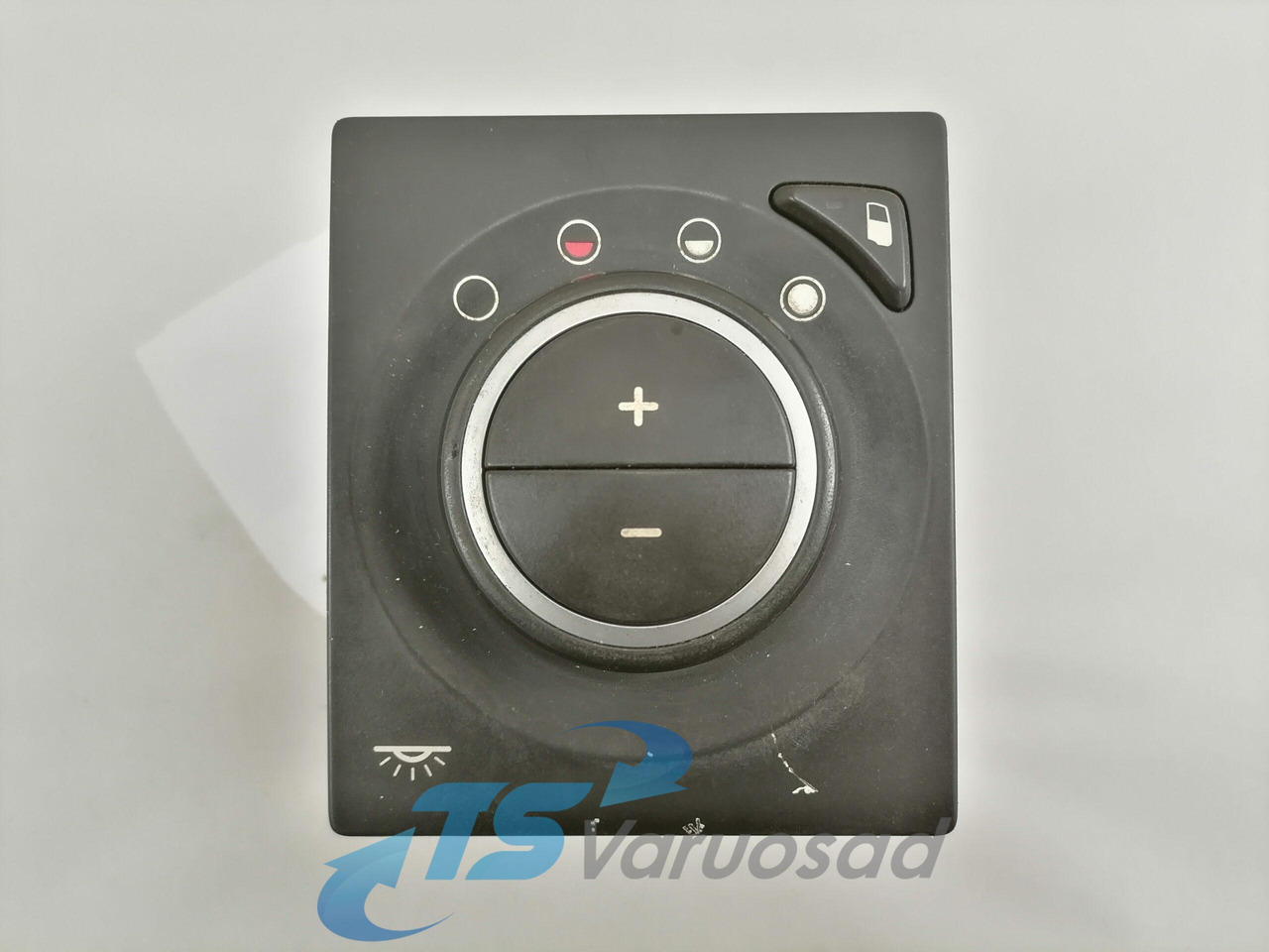 Volvo Lüliti, salongi valgustus 22562599 - Ohjaamo - Kuorma-auto: kuva Volvo Lüliti, salongi valgustus 22562599 - Ohjaamo - Kuorma-auto Volvo Lüliti, salongi valgustus 22562599 - Ohjaamo - Kuorma-auto: kuva Volvo Lüliti, salongi valgustus 22562599 - Ohjaamo - Kuorma-auto