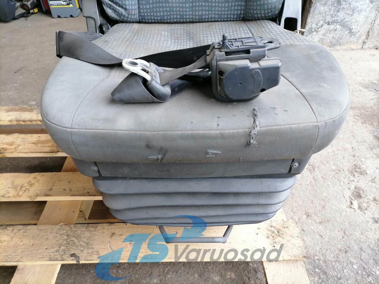 Istuin - Kuorma-auto Volvo Passenger seat: kuva Istuin - Kuorma-auto Volvo Passenger seat