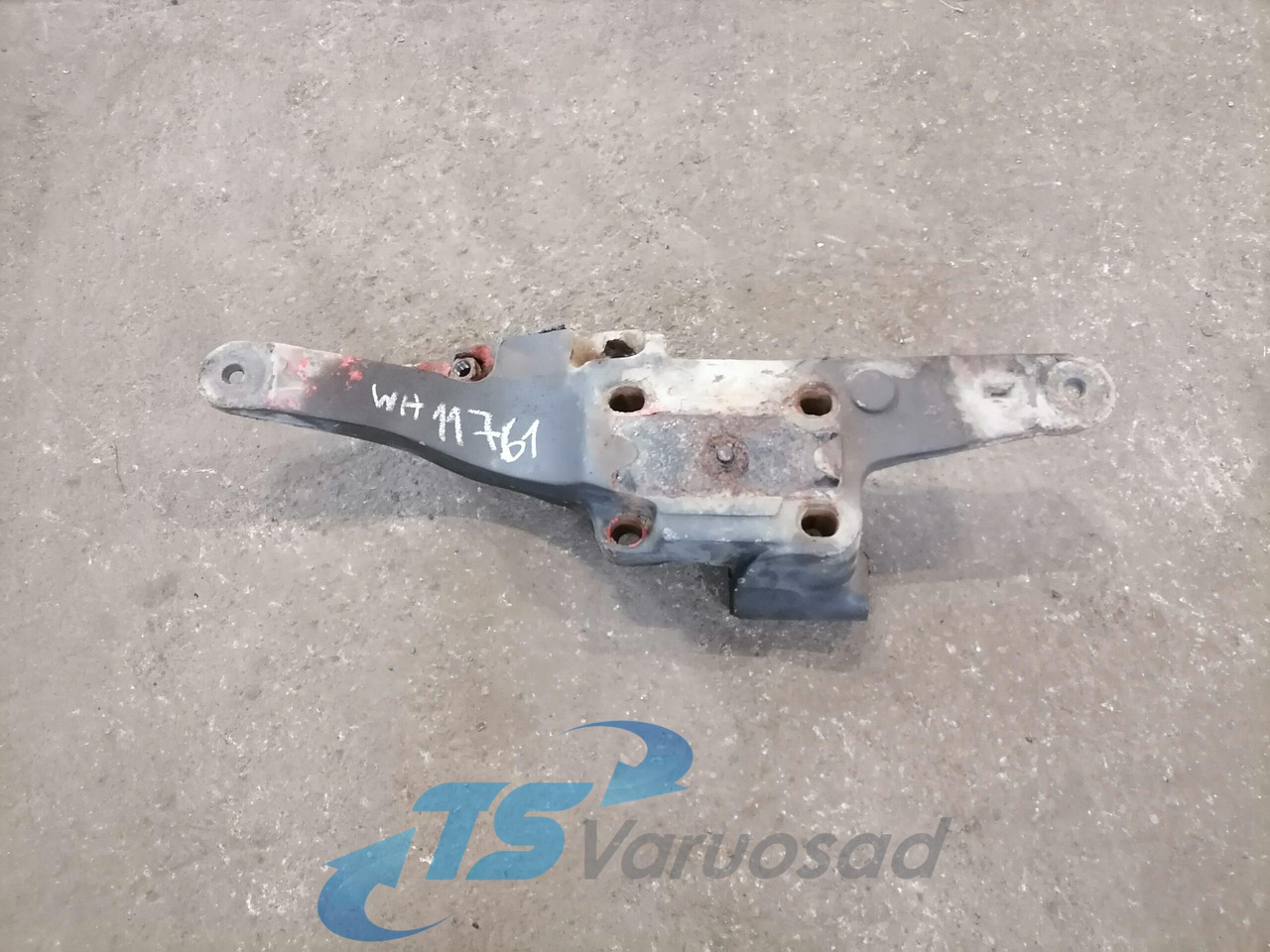 Volvo Volvo drive axle / axle mounting / airbag carrier 20428753 - Akseli ja osat - Kuorma-auto: kuva Volvo Volvo drive axle / axle mounting / airbag carrier 20428753 - Akseli ja osat - Kuorma-auto Volvo Volvo drive axle / axle mounting / airbag carrier 20428753 - Akseli ja osat - Kuorma-auto: kuva Volvo Volvo drive axle / axle mounting / airbag carrier 20428753 - Akseli ja osat - Kuorma-auto