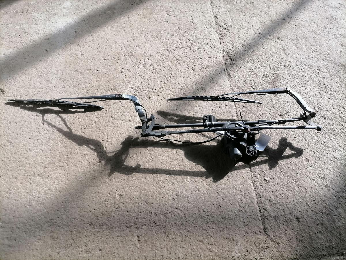 Volvo Wiper frame 688044 - Pyyhin - Kuorma-auto: kuva Volvo Wiper frame 688044 - Pyyhin - Kuorma-auto Volvo Wiper frame 688044 - Pyyhin - Kuorma-auto: kuva Volvo Wiper frame 688044 - Pyyhin - Kuorma-auto