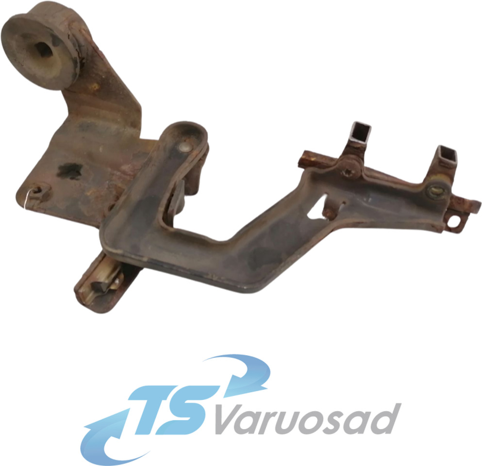Volvo lower grille carrier hinge 20545095 - Jäähdyttimen säleikkö - Kuorma-auto: kuva Volvo lower grille carrier hinge 20545095 - Jäähdyttimen säleikkö - Kuorma-auto Volvo lower grille carrier hinge 20545095 - Jäähdyttimen säleikkö - Kuorma-auto: kuva Volvo lower grille carrier hinge 20545095 - Jäähdyttimen säleikkö - Kuorma-auto
