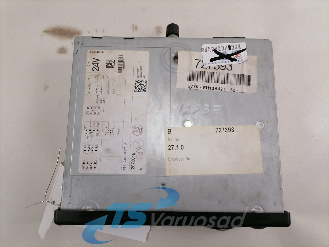 Volvo tachograph 22076018 - Ajopiirturi - Kuorma-auto: kuva Volvo tachograph 22076018 - Ajopiirturi - Kuorma-auto Volvo tachograph 22076018 - Ajopiirturi - Kuorma-auto: kuva Volvo tachograph 22076018 - Ajopiirturi - Kuorma-auto