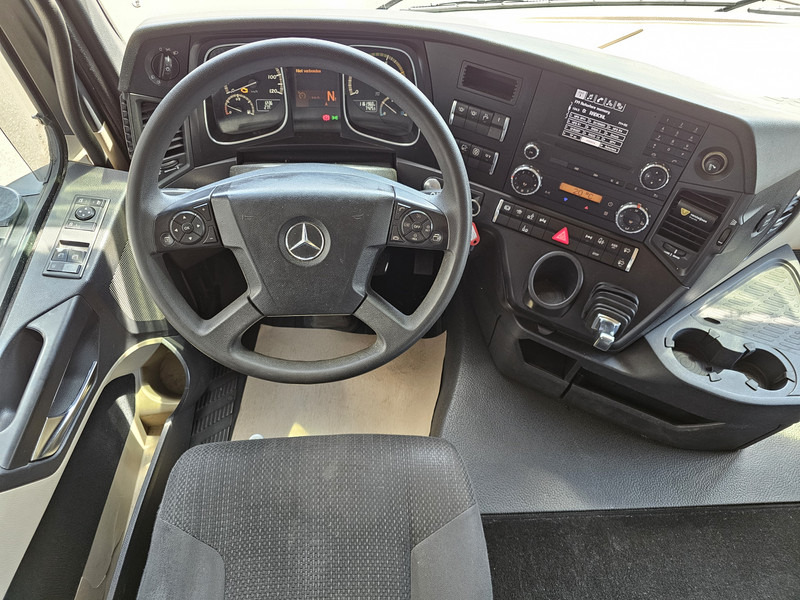 Konttialus/ Vaihtokuormatilat kuorma-auto Mercedes-Benz ACTROS 2640 6x2-4 / NL TRUCK: kuva Konttialus/ Vaihtokuormatilat kuorma-auto Mercedes-Benz ACTROS 2640 6x2-4 / NL TRUCK
