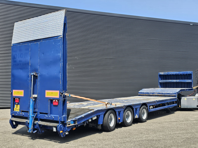 Nooteboom OSD-48-03/L / MACHINE / HYDRAULIC RAMP / HEFTRUCK - Apuvaunu puoliperävaunu: kuva Nooteboom OSD-48-03/L / MACHINE / HYDRAULIC RAMP / HEFTRUCK - Apuvaunu puoliperävaunu Nooteboom OSD-48-03/L / MACHINE / HYDRAULIC RAMP / HEFTRUCK - Apuvaunu puoliperävaunu: kuva Nooteboom OSD-48-03/L / MACHINE / HYDRAULIC RAMP / HEFTRUCK - Apuvaunu puoliperävaunu
