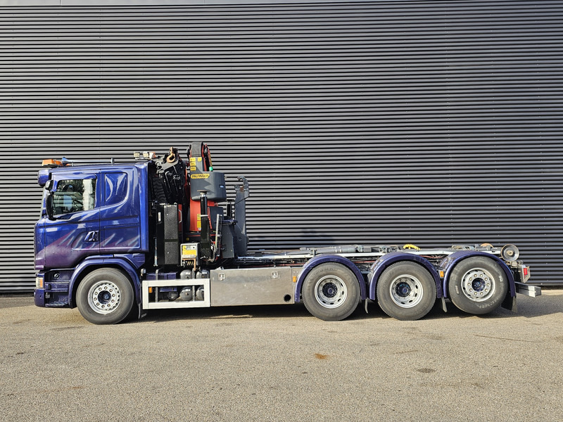Koukkulava kuorma-auto, Nosturiauto Scania G490 8x4*4 / PALFINGER CRANE + HOOKLIFT: kuva Koukkulava kuorma-auto, Nosturiauto Scania G490 8x4*4 / PALFINGER CRANE + HOOKLIFT