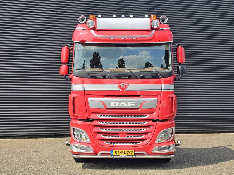 DAF XF 480 4x2 SPACECAB / HYDRAULIC / SHOW TRUCK / - Vetopöytäauto: kuva DAF XF 480 4x2 SPACECAB / HYDRAULIC / SHOW TRUCK / - Vetopöytäauto DAF XF 480 4x2 SPACECAB / HYDRAULIC / SHOW TRUCK / - Vetopöytäauto: kuva DAF XF 480 4x2 SPACECAB / HYDRAULIC / SHOW TRUCK / - Vetopöytäauto