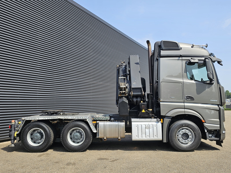 Vetopöytäauto Mercedes-Benz Arocs 2658 6x4 / HMF 40 t/m - 21.3 mtr / WINCH: kuva Vetopöytäauto Mercedes-Benz Arocs 2658 6x4 / HMF 40 t/m - 21.3 mtr / WINCH