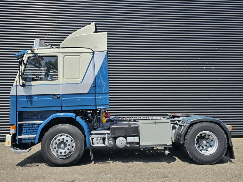 Scania R 112M 4x2 / TOPCONDITION / UNIQUE - Vetopöytäauto: kuva Scania R 112M 4x2 / TOPCONDITION / UNIQUE - Vetopöytäauto Scania R 112M 4x2 / TOPCONDITION / UNIQUE - Vetopöytäauto: kuva Scania R 112M 4x2 / TOPCONDITION / UNIQUE - Vetopöytäauto