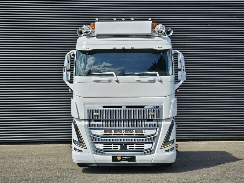 Volvo FH 16.750 4x2 / FULL AIR / RETARDER / I PARK COOL - Vetopöytäauto: kuva Volvo FH 16.750 4x2 / FULL AIR / RETARDER / I PARK COOL - Vetopöytäauto Volvo FH 16.750 4x2 / FULL AIR / RETARDER / I PARK COOL - Vetopöytäauto: kuva Volvo FH 16.750 4x2 / FULL AIR / RETARDER / I PARK COOL - Vetopöytäauto