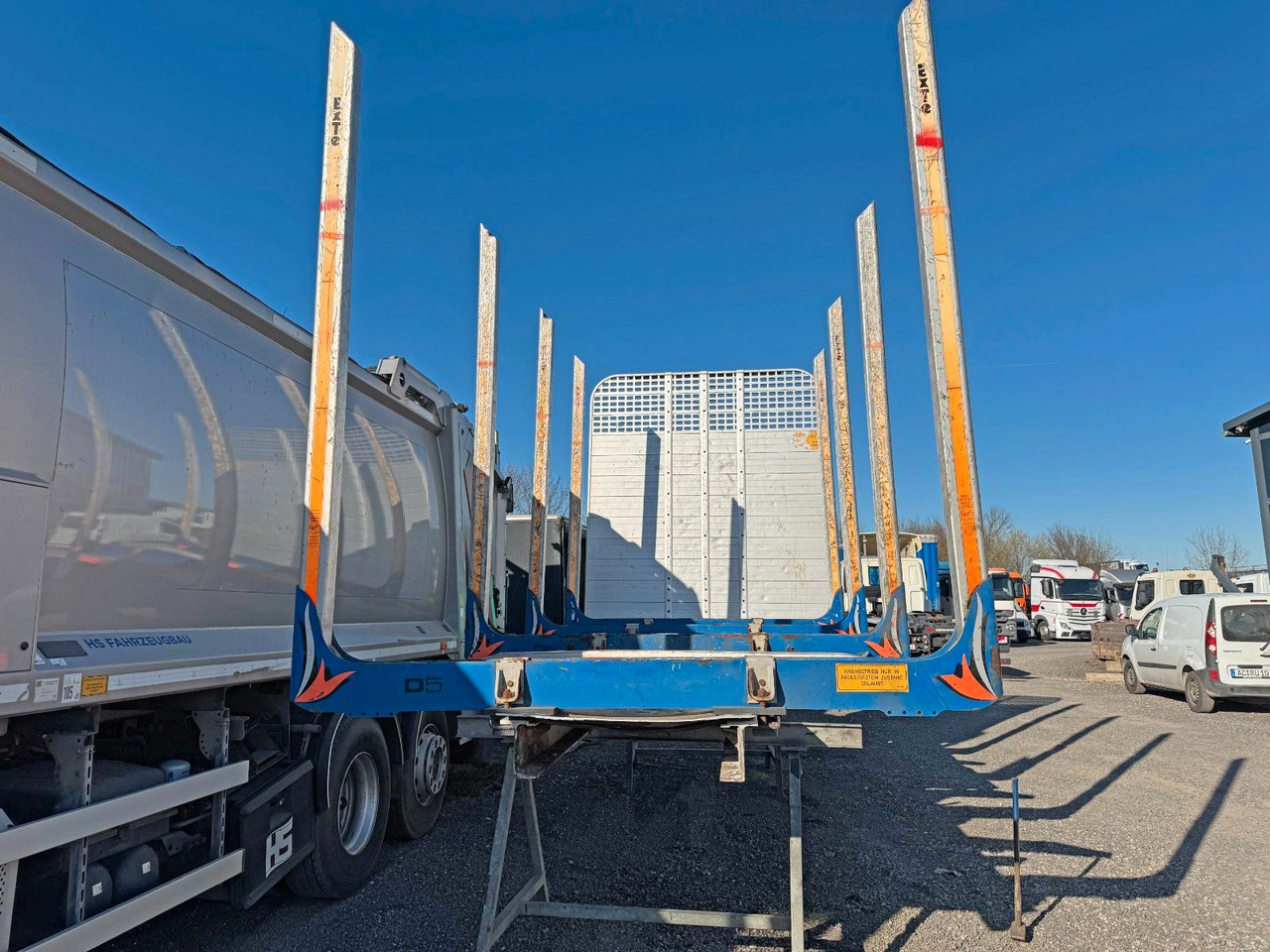 Holzwagenaufbau mit Rungen Aluminium - Nosturiauto: kuva Holzwagenaufbau mit Rungen Aluminium - Nosturiauto Holzwagenaufbau mit Rungen Aluminium - Nosturiauto: kuva Holzwagenaufbau mit Rungen Aluminium - Nosturiauto