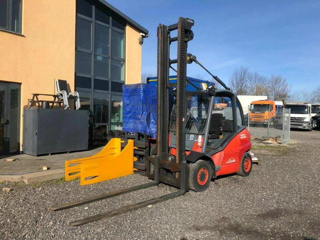 Linde H40D / Hubhöhe: 7m / - Dieseltrukki: kuva Linde H40D / Hubhöhe: 7m / - Dieseltrukki Linde H40D / Hubhöhe: 7m / - Dieseltrukki: kuva Linde H40D / Hubhöhe: 7m / - Dieseltrukki