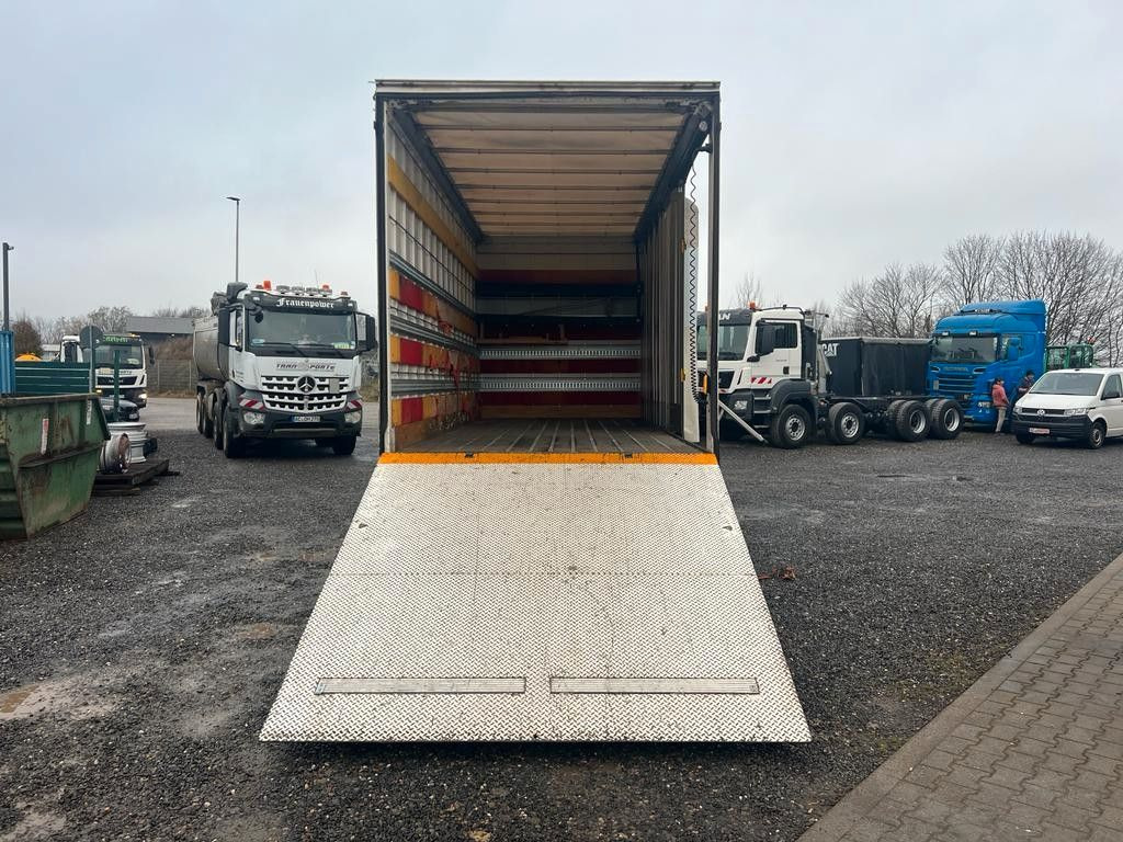 Pressukapelli kuorma-auto Mercedes-Benz 1324 4X2 Koffer Plane 6 to. Hebebühne Mercedes-Benz 1324 4X2 Koffer Plane 6 to. Hebebühne: kuva Pressukapelli kuorma-auto Mercedes-Benz 1324 4X2 Koffer Plane 6 to. Hebebühne Mercedes-Benz 1324 4X2 Koffer Plane 6 to. Hebebühne