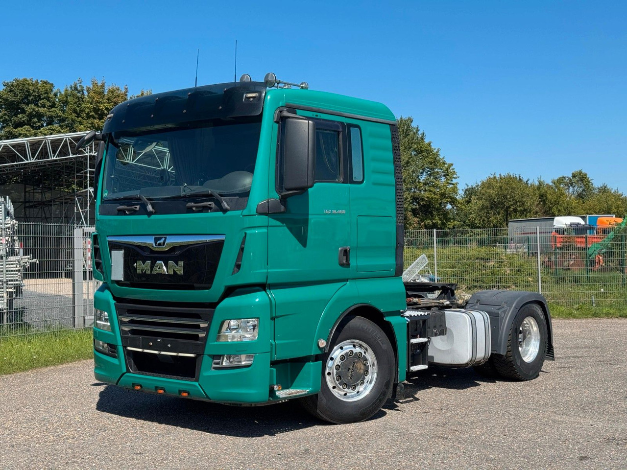 MAN 18.460 4x2 Kipphydr. | Standheiz. | Top Zustand - Vetopöytäauto: kuva MAN 18.460 4x2 Kipphydr. | Standheiz. | Top Zustand - Vetopöytäauto MAN 18.460 4x2 Kipphydr. | Standheiz. | Top Zustand - Vetopöytäauto: kuva MAN 18.460 4x2 Kipphydr. | Standheiz. | Top Zustand - Vetopöytäauto