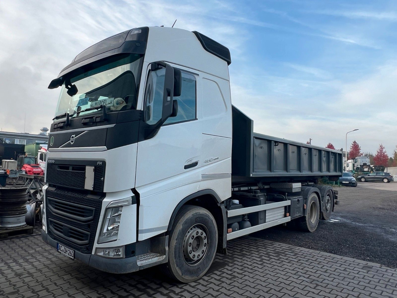 Volvo FH 460 6x2 HYVA Haken mit Klimaanlage - Koukkulava kuorma-auto: kuva Volvo FH 460 6x2 HYVA Haken mit Klimaanlage - Koukkulava kuorma-auto Volvo FH 460 6x2 HYVA Haken mit Klimaanlage - Koukkulava kuorma-auto: kuva Volvo FH 460 6x2 HYVA Haken mit Klimaanlage - Koukkulava kuorma-auto