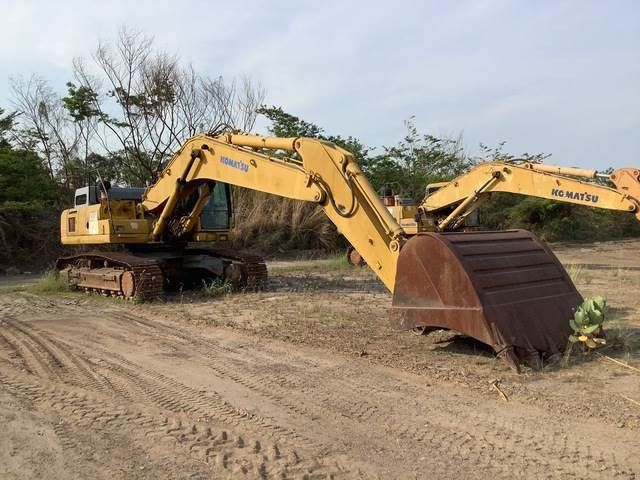 Komatsu PC450-8 - Telakaivukone: kuva Komatsu PC450-8 - Telakaivukone Komatsu PC450-8 - Telakaivukone: kuva Komatsu PC450-8 - Telakaivukone