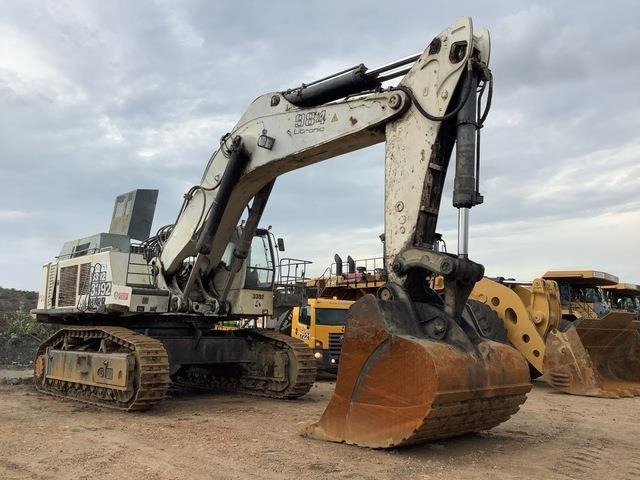 Liebherr R984C - Telakaivukone: kuva Liebherr R984C - Telakaivukone Liebherr R984C - Telakaivukone: kuva Liebherr R984C - Telakaivukone