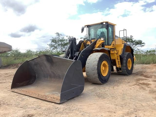 Volvo L150H - Pyöräkuormaaja: kuva Volvo L150H - Pyöräkuormaaja Volvo L150H - Pyöräkuormaaja: kuva Volvo L150H - Pyöräkuormaaja