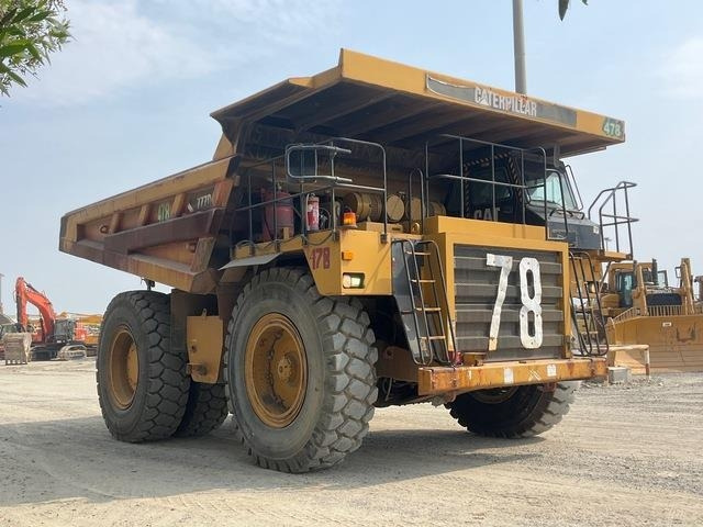 CAT 777D - Maansiirtoauto: kuva  CAT 777D - Maansiirtoauto CAT 777D - Maansiirtoauto: kuva  CAT 777D - Maansiirtoauto