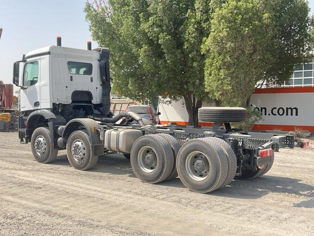 Mercedes-Benz Arocs 4240 - Kuorma-auto alusta: kuva Mercedes-Benz Arocs 4240 - Kuorma-auto alusta Mercedes-Benz Arocs 4240 - Kuorma-auto alusta: kuva Mercedes-Benz Arocs 4240 - Kuorma-auto alusta
