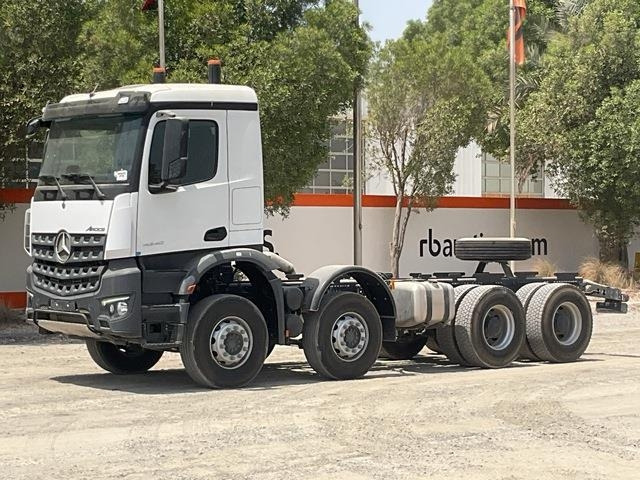 Mercedes-Benz Arocs 4240 - Kuorma-auto alusta: kuva Mercedes-Benz Arocs 4240 - Kuorma-auto alusta Mercedes-Benz Arocs 4240 - Kuorma-auto alusta: kuva Mercedes-Benz Arocs 4240 - Kuorma-auto alusta