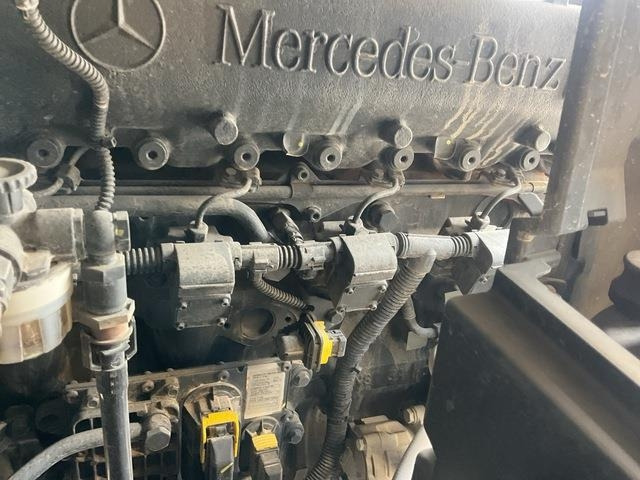Kuorma-auto alusta Mercedes-Benz Arocs 4240: kuva Kuorma-auto alusta Mercedes-Benz Arocs 4240