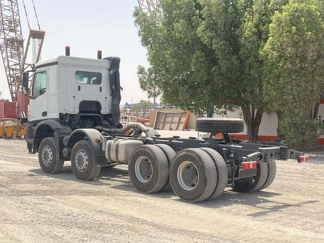 Mercedes-Benz Arocs 4240 - Kuorma-auto alusta: kuva Mercedes-Benz Arocs 4240 - Kuorma-auto alusta Mercedes-Benz Arocs 4240 - Kuorma-auto alusta: kuva Mercedes-Benz Arocs 4240 - Kuorma-auto alusta