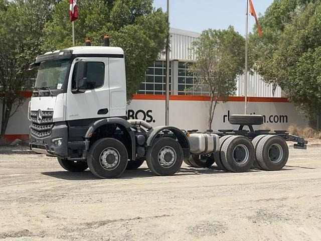 Mercedes-Benz Arocs 4240 - Kuorma-auto alusta: kuva Mercedes-Benz Arocs 4240 - Kuorma-auto alusta Mercedes-Benz Arocs 4240 - Kuorma-auto alusta: kuva Mercedes-Benz Arocs 4240 - Kuorma-auto alusta