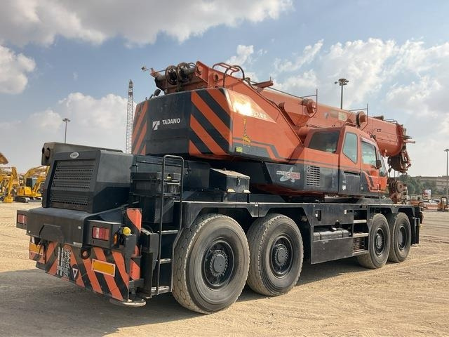 Tadano GR700N-2 - RT-nosturi: kuva Tadano GR700N-2 - RT-nosturi Tadano GR700N-2 - RT-nosturi: kuva Tadano GR700N-2 - RT-nosturi