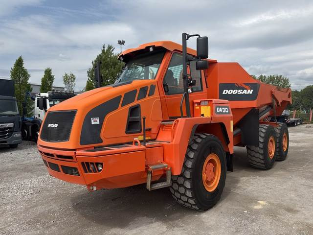 Doosan DA30 - Nivelkippiauto: kuva Doosan DA30 - Nivelkippiauto Doosan DA30 - Nivelkippiauto: kuva Doosan DA30 - Nivelkippiauto