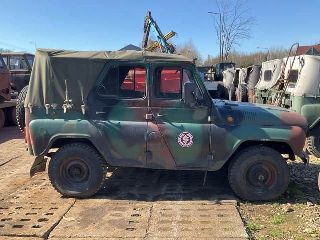 UAZ 469B - Henkilöauto: kuva UAZ 469B - Henkilöauto UAZ 469B - Henkilöauto: kuva UAZ 469B - Henkilöauto