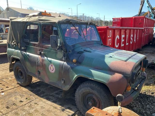UAZ 469B - Henkilöauto: kuva UAZ 469B - Henkilöauto UAZ 469B - Henkilöauto: kuva UAZ 469B - Henkilöauto