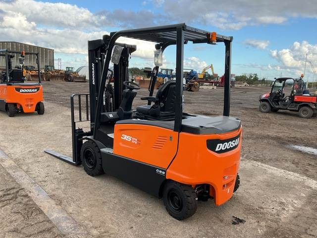 Doosan B35X-7 PLUS - Sähkötrukki: kuva Doosan B35X-7 PLUS - Sähkötrukki Doosan B35X-7 PLUS - Sähkötrukki: kuva Doosan B35X-7 PLUS - Sähkötrukki