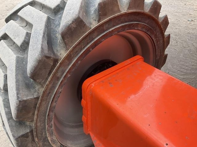 Kuukulkija JLG 660SJ: kuva Kuukulkija JLG 660SJ