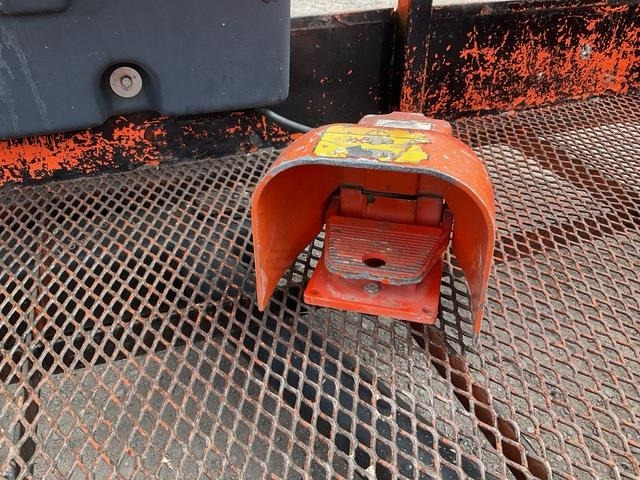 Kuukulkija JLG 660SJ: kuva Kuukulkija JLG 660SJ