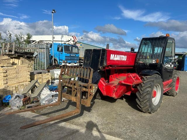 Manitou MT1435 - Kurottaja: kuva Manitou MT1435 - Kurottaja Manitou MT1435 - Kurottaja: kuva Manitou MT1435 - Kurottaja