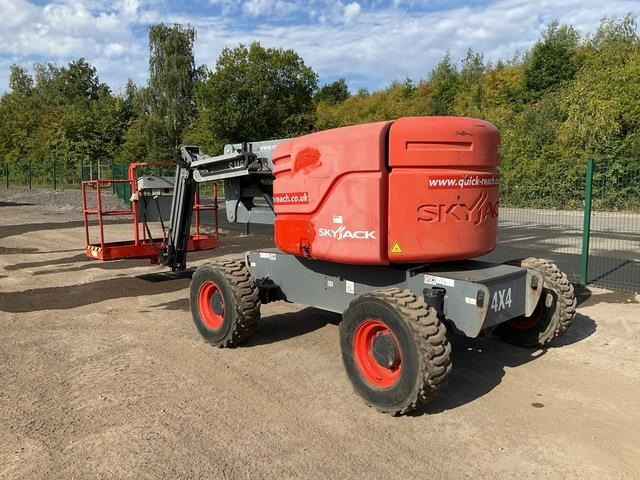 SkyJack SJ46AJ - Puomilava: kuva SkyJack SJ46AJ - Puomilava SkyJack SJ46AJ - Puomilava: kuva SkyJack SJ46AJ - Puomilava