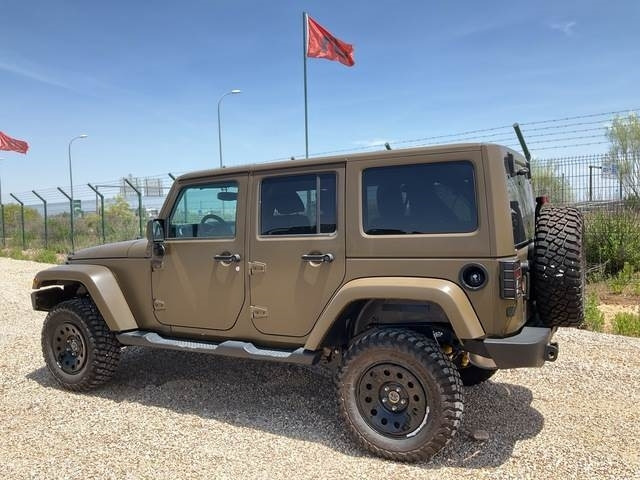Jeep Wrangler JK Command - Henkilöauto: kuva Jeep Wrangler JK Command - Henkilöauto Jeep Wrangler JK Command - Henkilöauto: kuva Jeep Wrangler JK Command - Henkilöauto